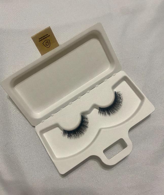 [Brand New] Luxx Lashes in Iris (Category: Makeup) located in Quezon City. Submitted by cleaningmycloset818 (Listing ID 1163813955, Image 3). Description: Light and airy cruelty-free adhesive lashes in an eco-friendly container. Only tried on, never been used. .