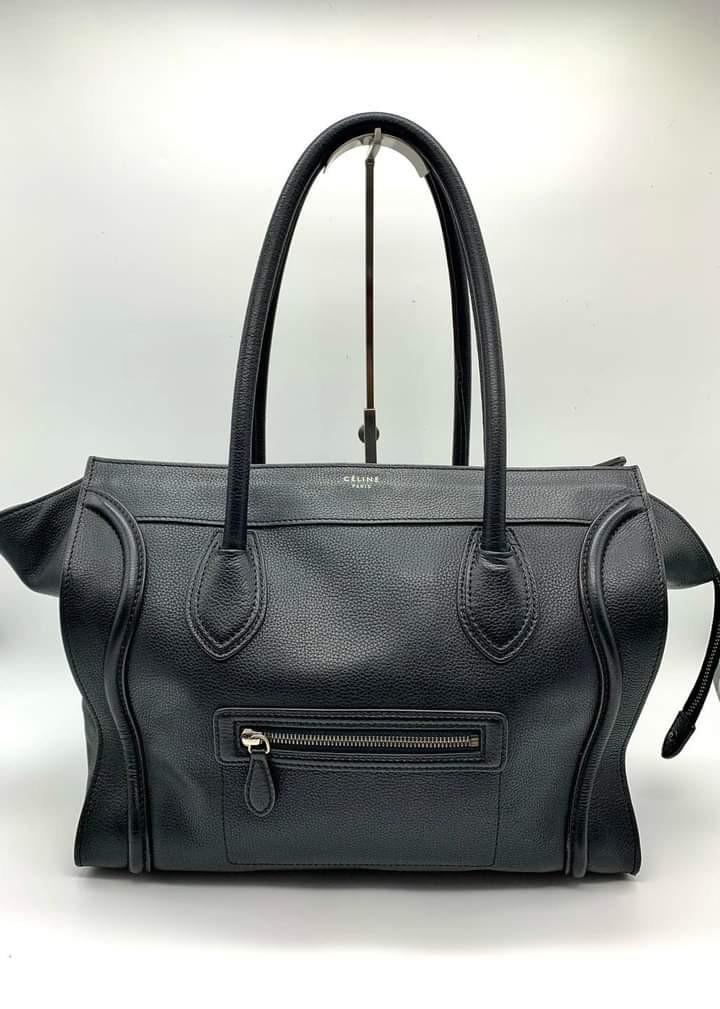 Celine Phantom Bag (Category: Luxury Bags & Wallets) located in Manila. Submitted by bagislifeshop (Listing ID 1163819531, Image 1). Description: ▪️Celine Phantom Bag▪️ ☑️Available in Bacolod ✅Colour: Black ✅Condition: 8.8/10 ✅Inclusion: replacement dust bag.