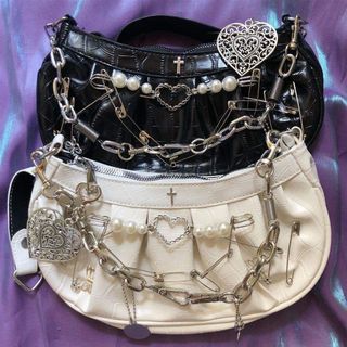 (Category: ) located in . Submitted by no.one.shop (Listing ID 1163713325, Image 1). Description: .