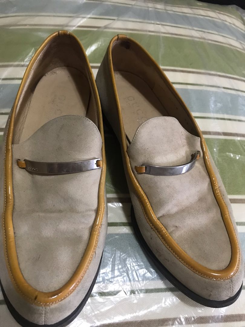 Close sales shoes male