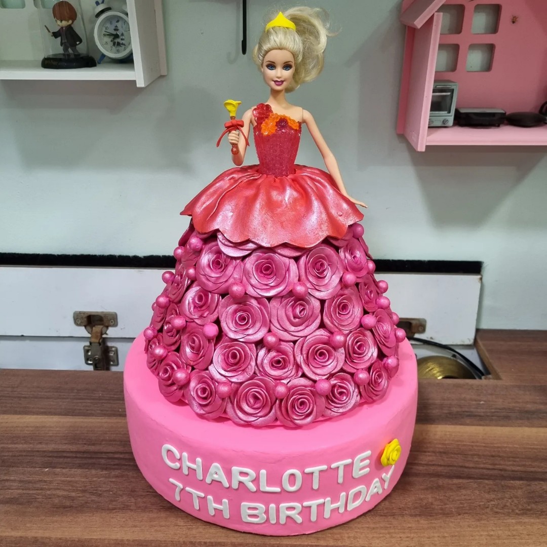 Customised dummy cake air dry clay, Hobbies & Toys, Stationery