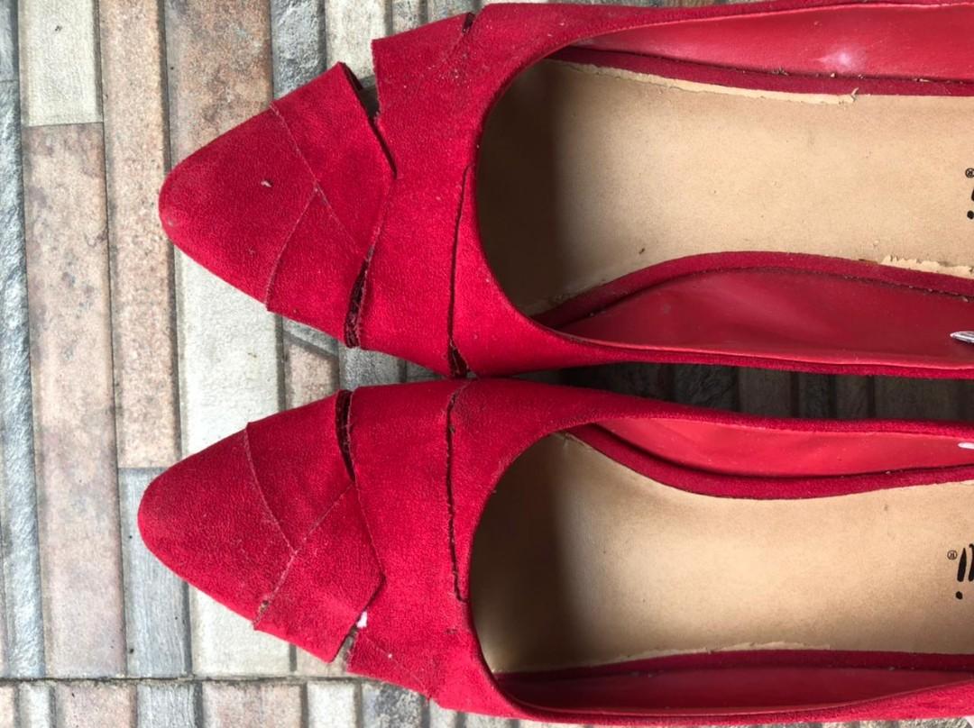 Fioni red flat shoes size7.5, Fesyen 