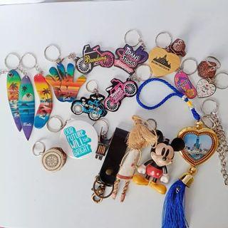 Gantungan Kunci Karakter Preloved Bekas Second | BACA DESKRIPSI | Keychain Oleh-Oleh Wisata Borobudur