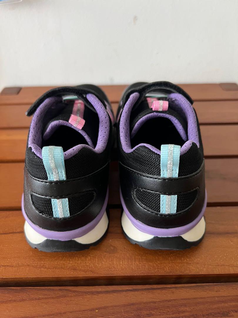 Geox outlet shoes company