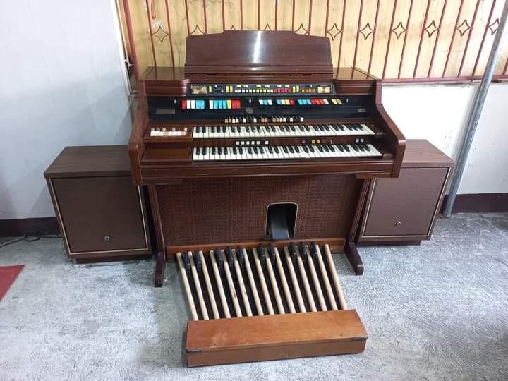 HAMMOND COMMODORE 328j3 FULL PEDAL ORGAN Hobbies Toys Music