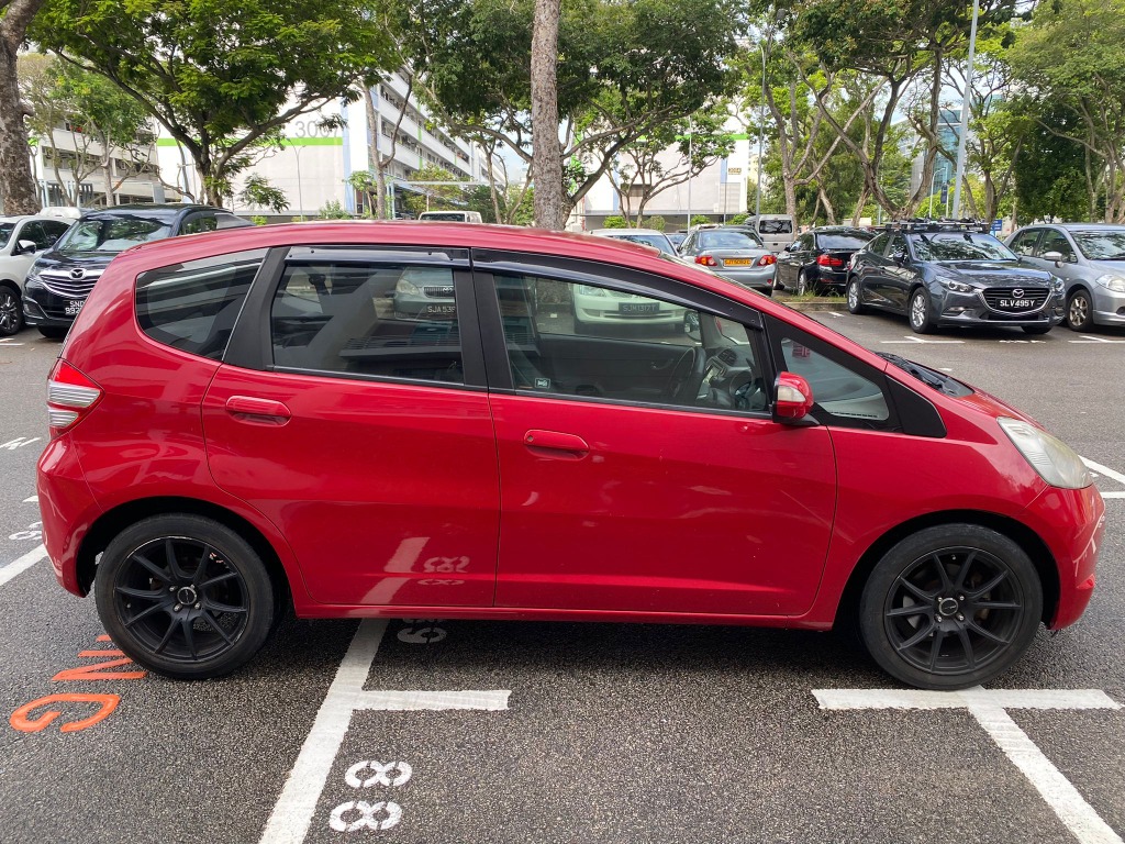 (Category: ) located in . Submitted by hiaceauto (Listing ID 1163873763, Image 1). Description: .
