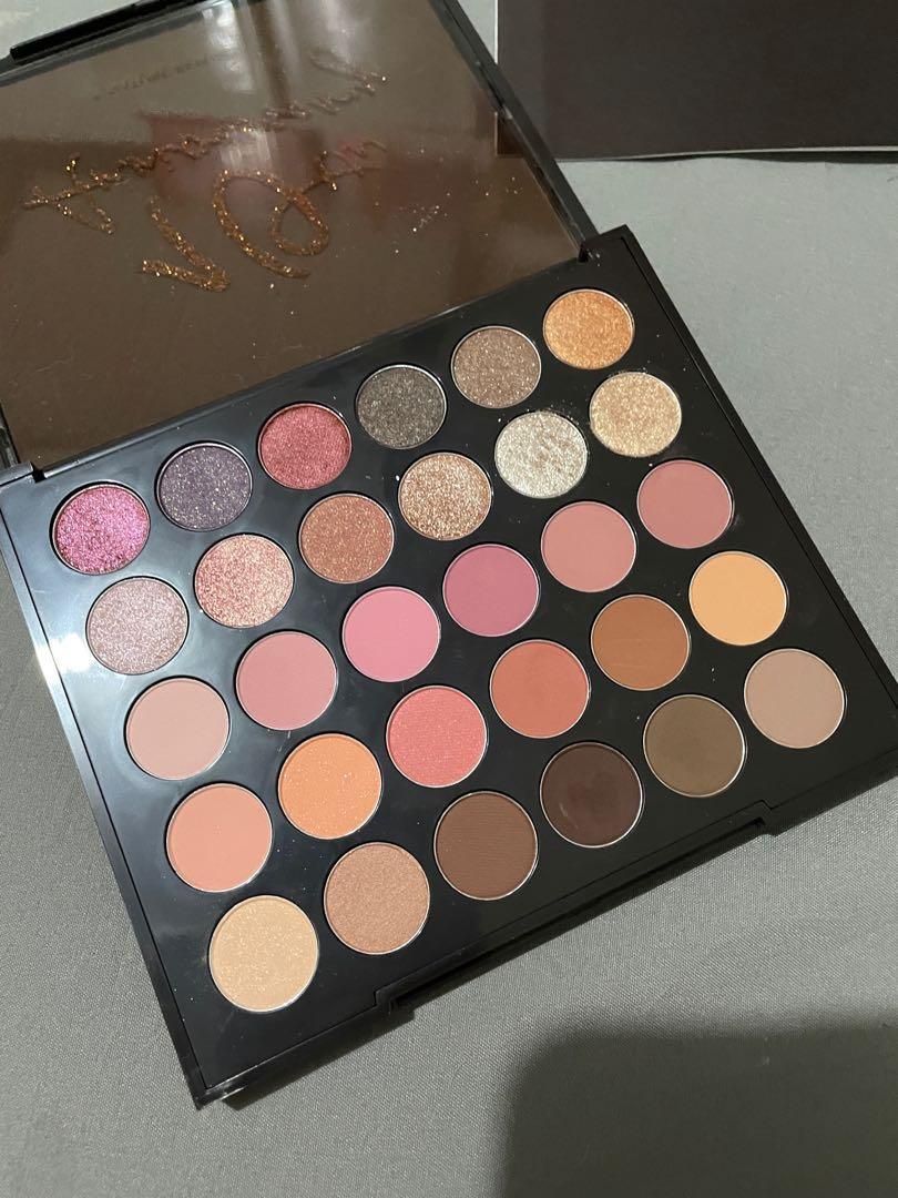 Human nature Eyeshadow (Category: Makeup) located in Marikina City. Submitted by maria_azineth18 (Listing ID 1163775653, Image 2). Description: .