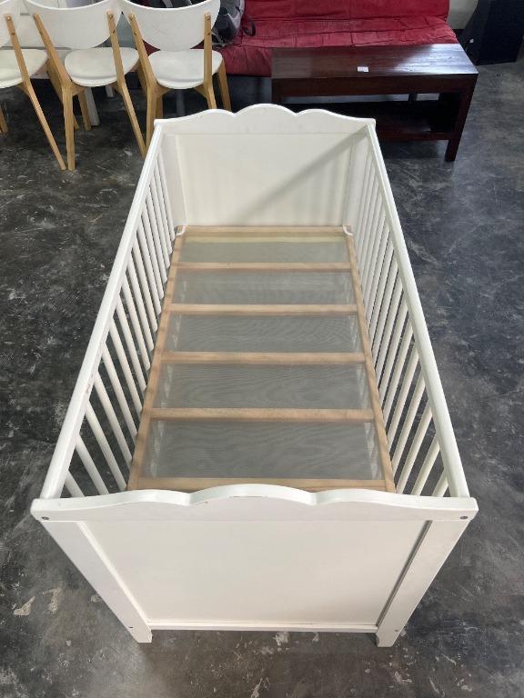 IKEA HENSVIK Wooden Baby Cot / Katil Bayi Kayu IKEA HENSVIK, Babies