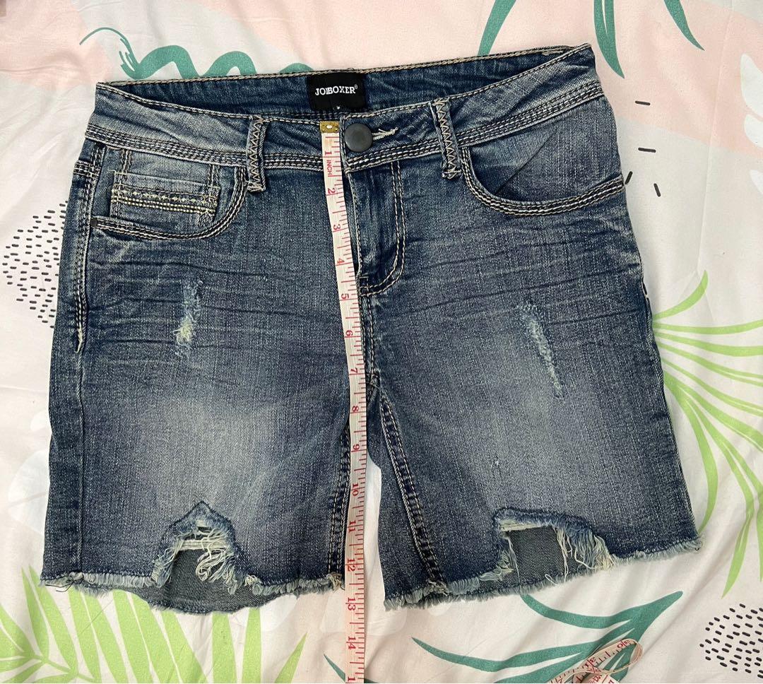 Joe Boxer Denim short (26-28) (Category: Shorts) located in Cabanatuan. Submitted by genrbr08 (Listing ID 1163748538, Image 2). Description: Bought in US denim tattered with belt inserts size 26-29 stretchy.