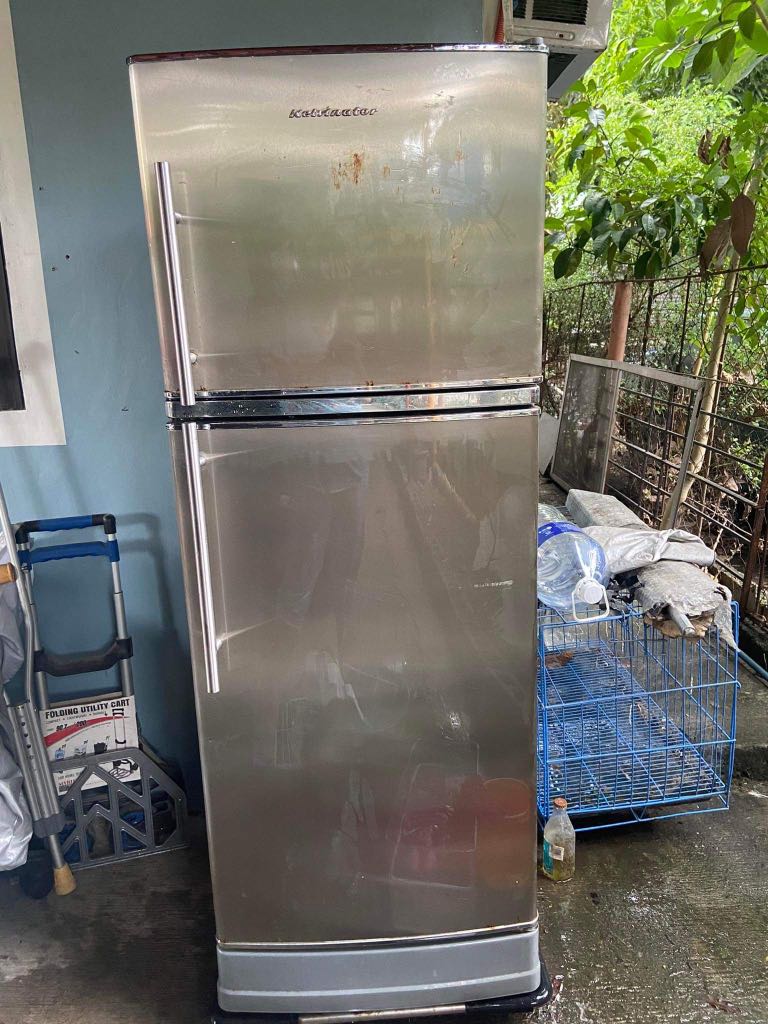 Kelvinator ref plus freezer 7.6cubic ft, TV & Home Appliances, Kitchen ...