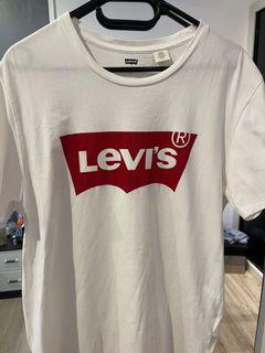 Levi’s Big Logo White Tee