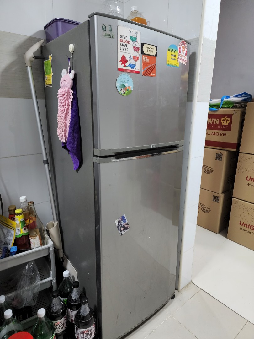 LG 2 door 3 ticks refrigerator, TV & Home Appliances, Kitchen