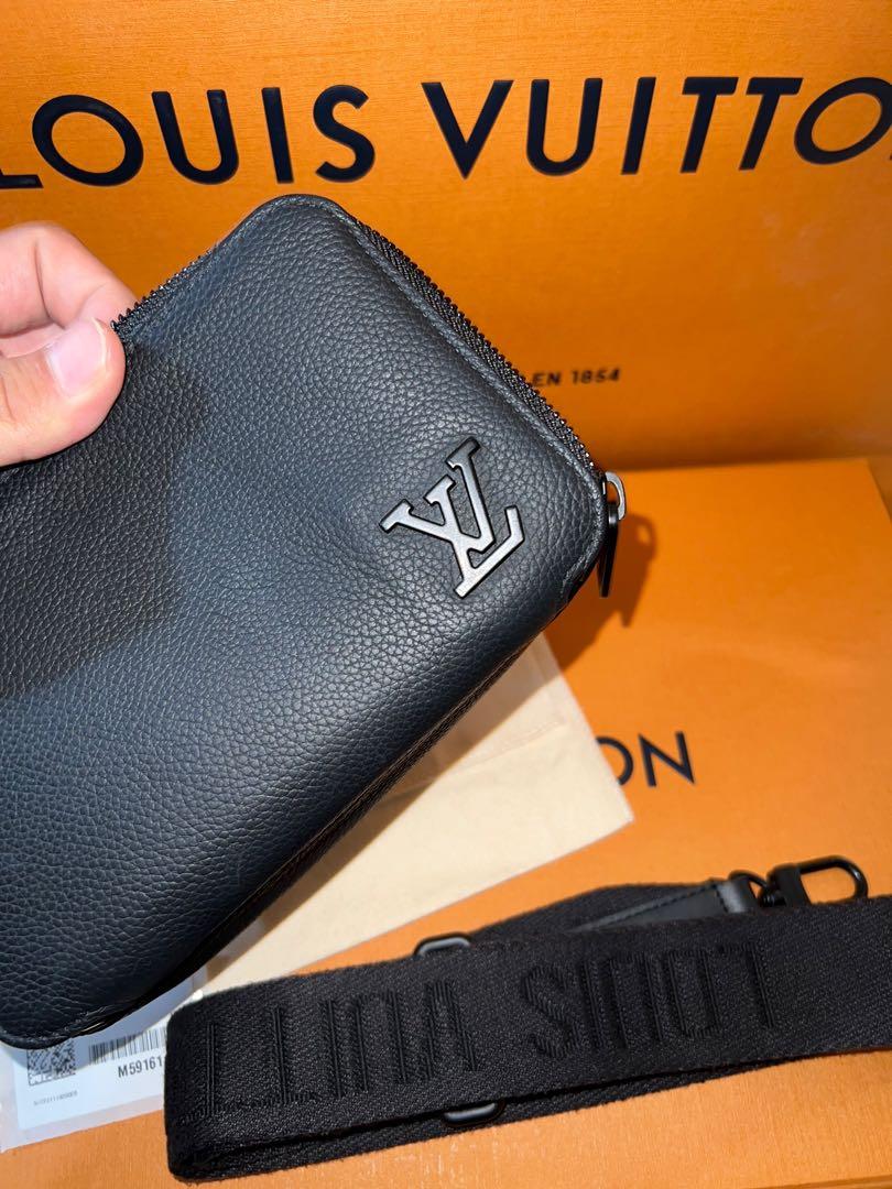 Jual Louis Vuitton Alpha Wearable Wallet Monogram di Seller Dstores Men  Official Store - Dstores - Kota Jakarta Timur