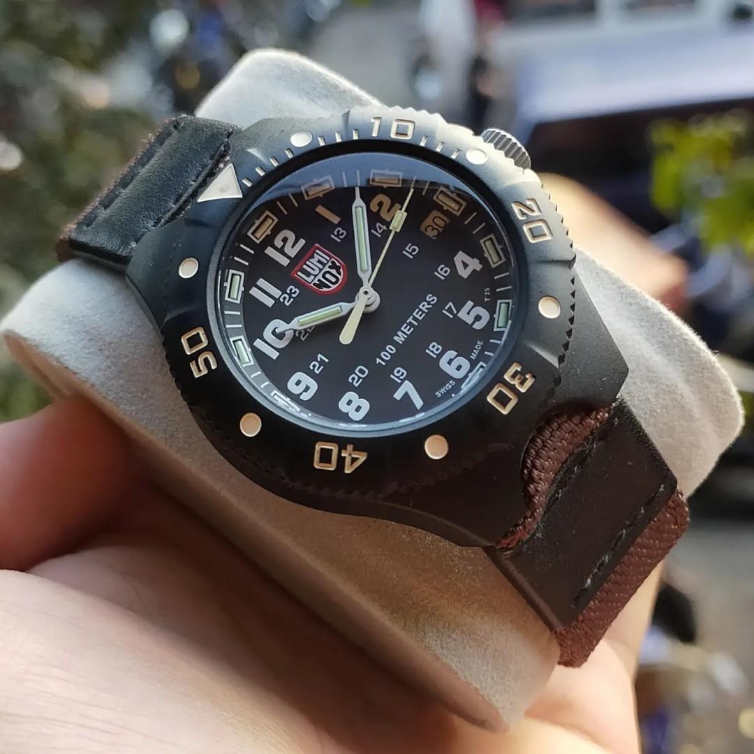 Luminox 0100 hotsell