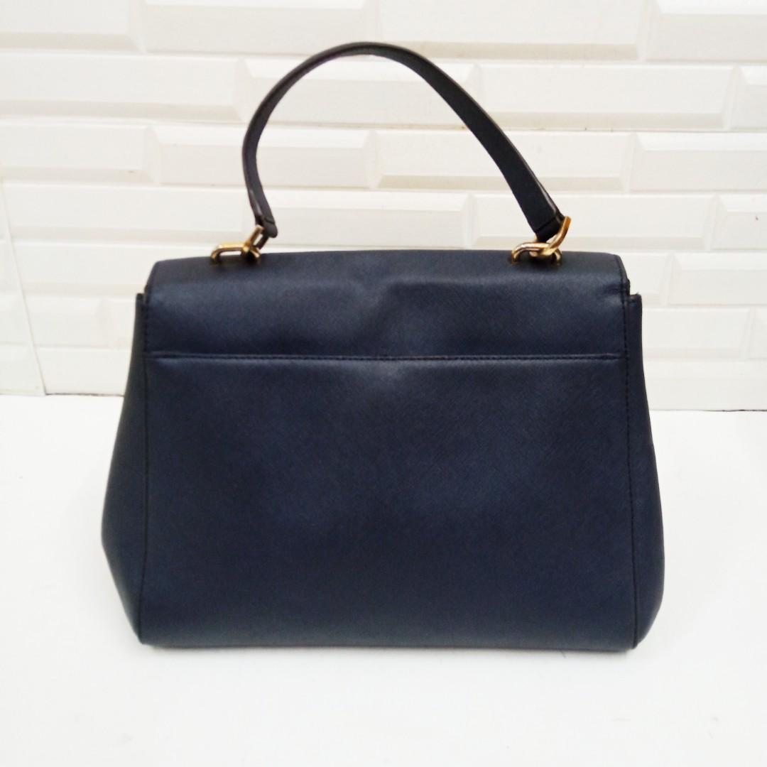Ava medium store leather satchel