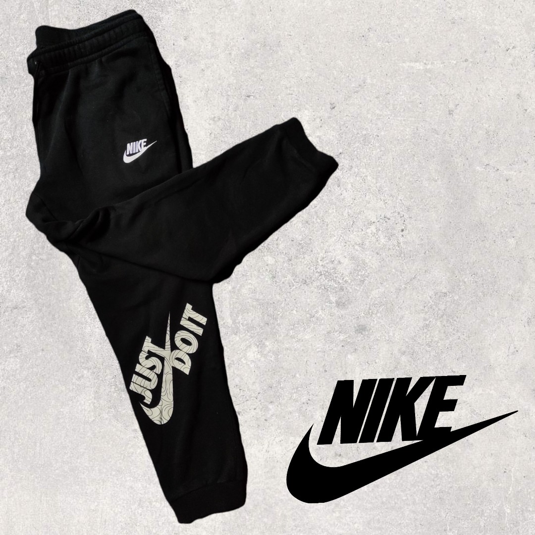 Nike big logo store joggers