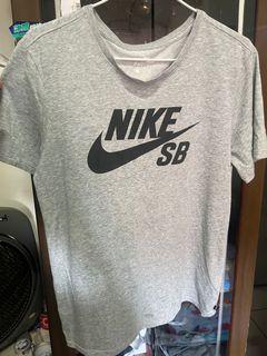 NIKE SB t-shirt L