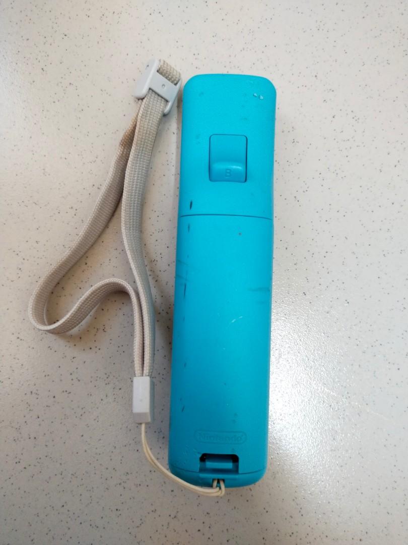 Nintendo Wii Remote Plus, Blue