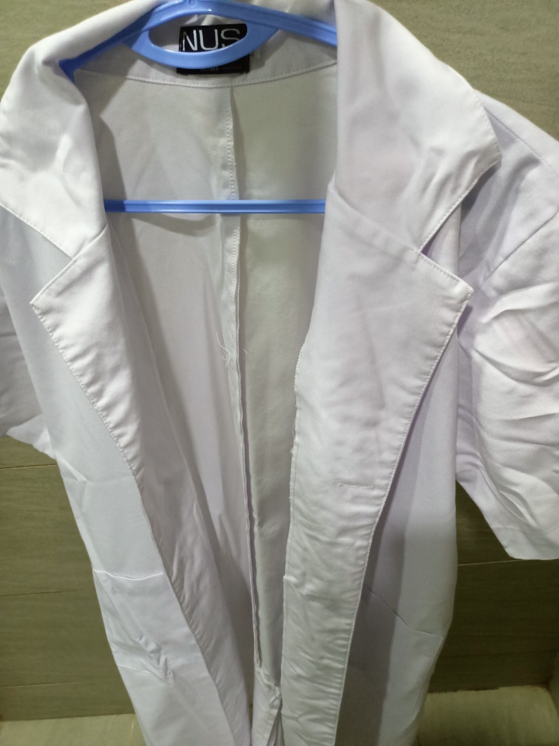 NUS lab coat XS, Health & Nutrition, Medical Supplies & Tools on Carousell