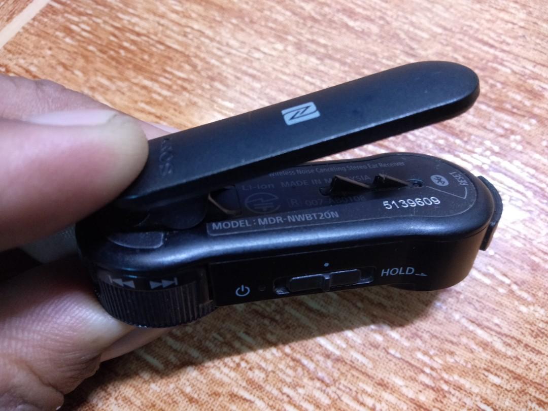 Original Sony Walkman Bluetooth Receiver From Canada No Issue 90 Smooth Audio Headphones Headsets On Carousell