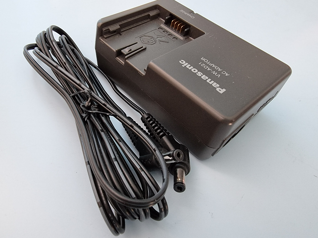Panasonic camcorder battery charger, Computers & Tech, Parts