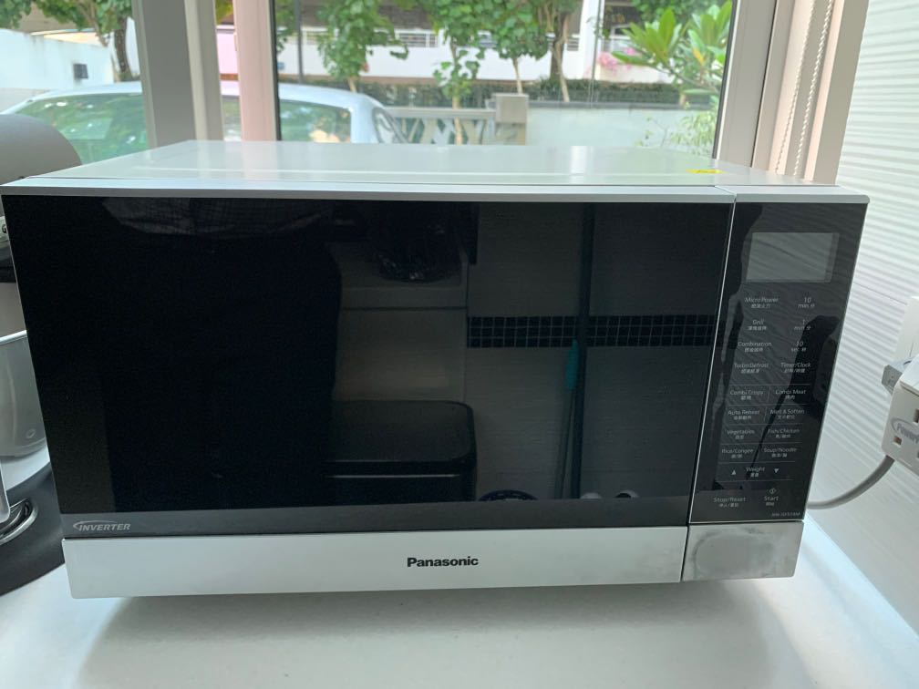 Panasonic NNGF574M 27 litre microwave oven for sale, TV & Home