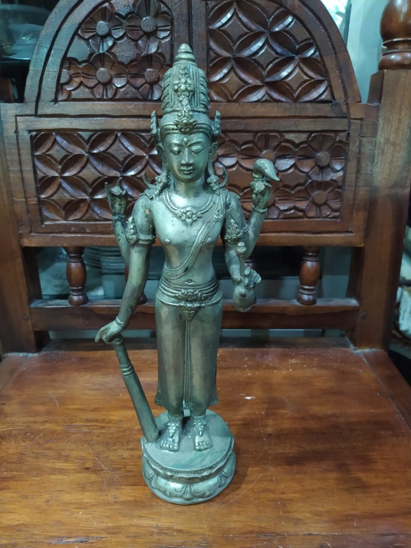Patung Dewa Wisnu Kuningan, Antik, Furnitur di Carousell