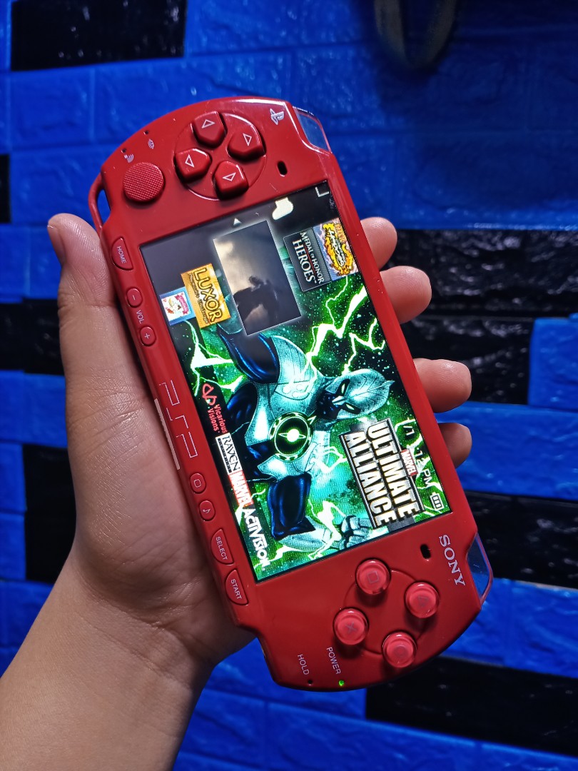 Psp 2000 model, Video Gaming, Video Game Consoles, PlayStation on Carousell