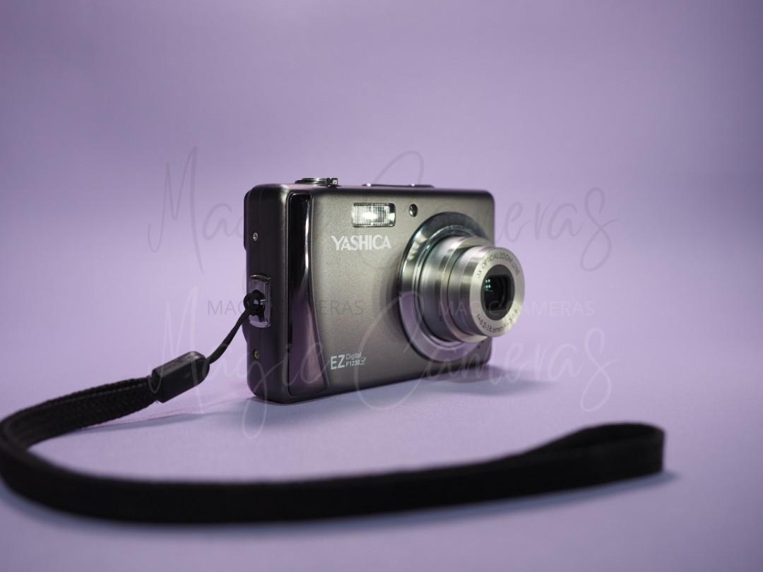 nikon p4000 camera with 200x optical zoom