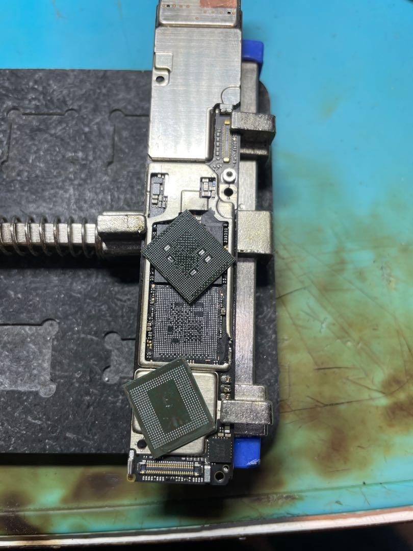 Replace LCD BATTERY (Category: Other Mobile & Gadget Accessories) located in Singapore. Submitted by Jack688 (Listing ID 1163755387, Image 3). Description: Laptop Service / Mobile Phone Service ➡︎ Can't On ➡︎ Water Damage ➡︎ Battery / Screen Replacement ➡︎ Keyboard Replacement ➡︎ Motherboard Repair ➡︎ Other Problem.