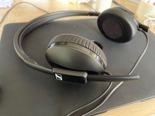 Sennheiser HD 100 on-Ear Headphones