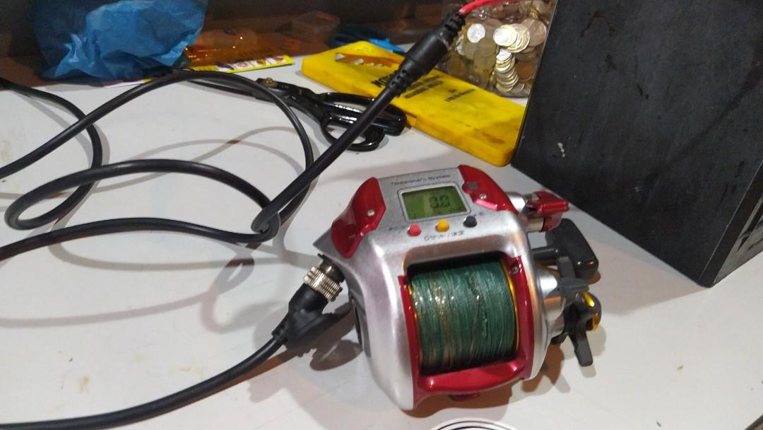 Shimano plays 3000 electric reel