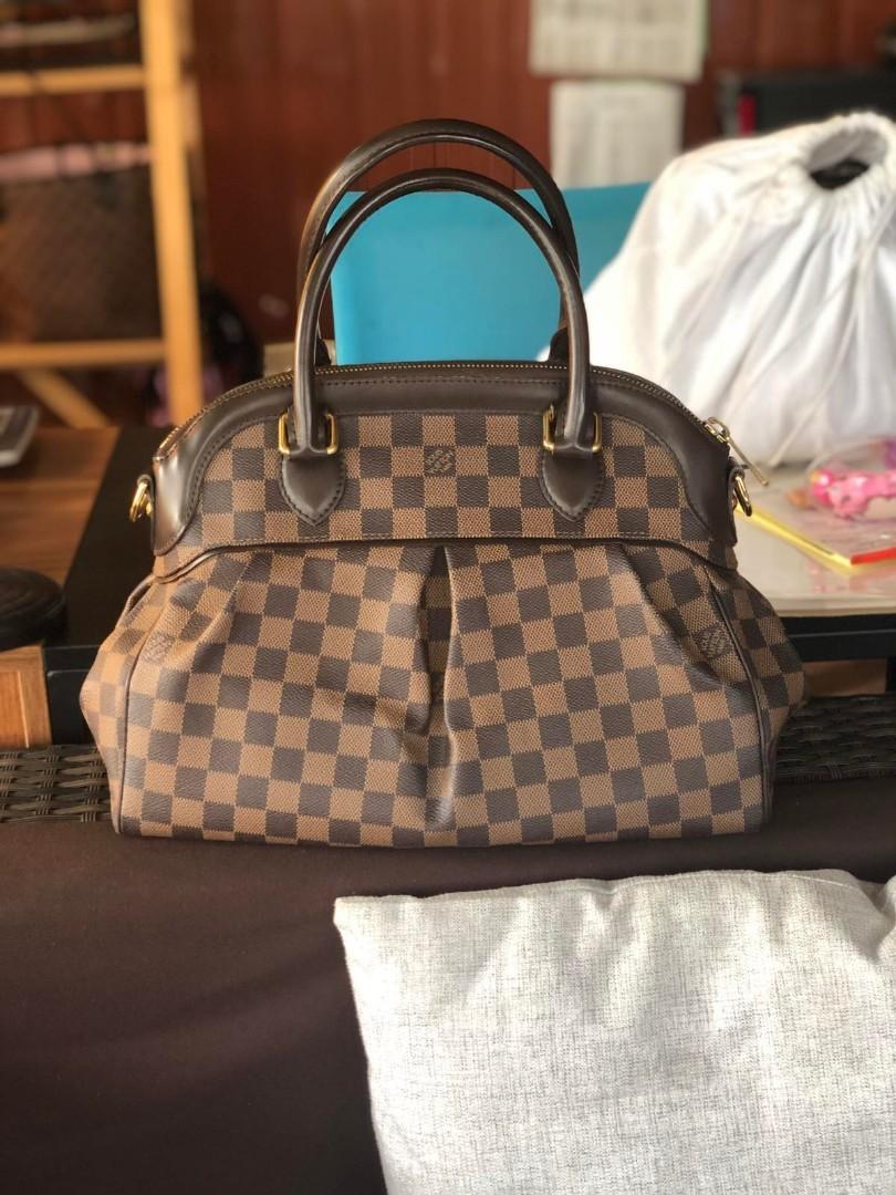 Trevi on SALE❗❗ (Category: Luxury Bags & Wallets) located in Butuan. Submitted by jen_pre (Listing ID 1163716317, Image 1). Description: .