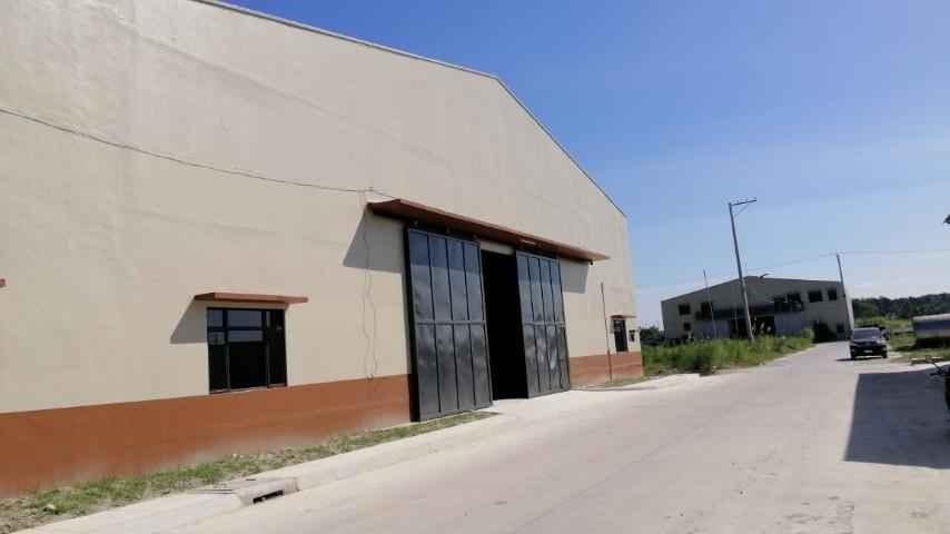 (Category: ) located in . Submitted by keilah.merealty (Listing ID 1163738288, Image 1). Description: .