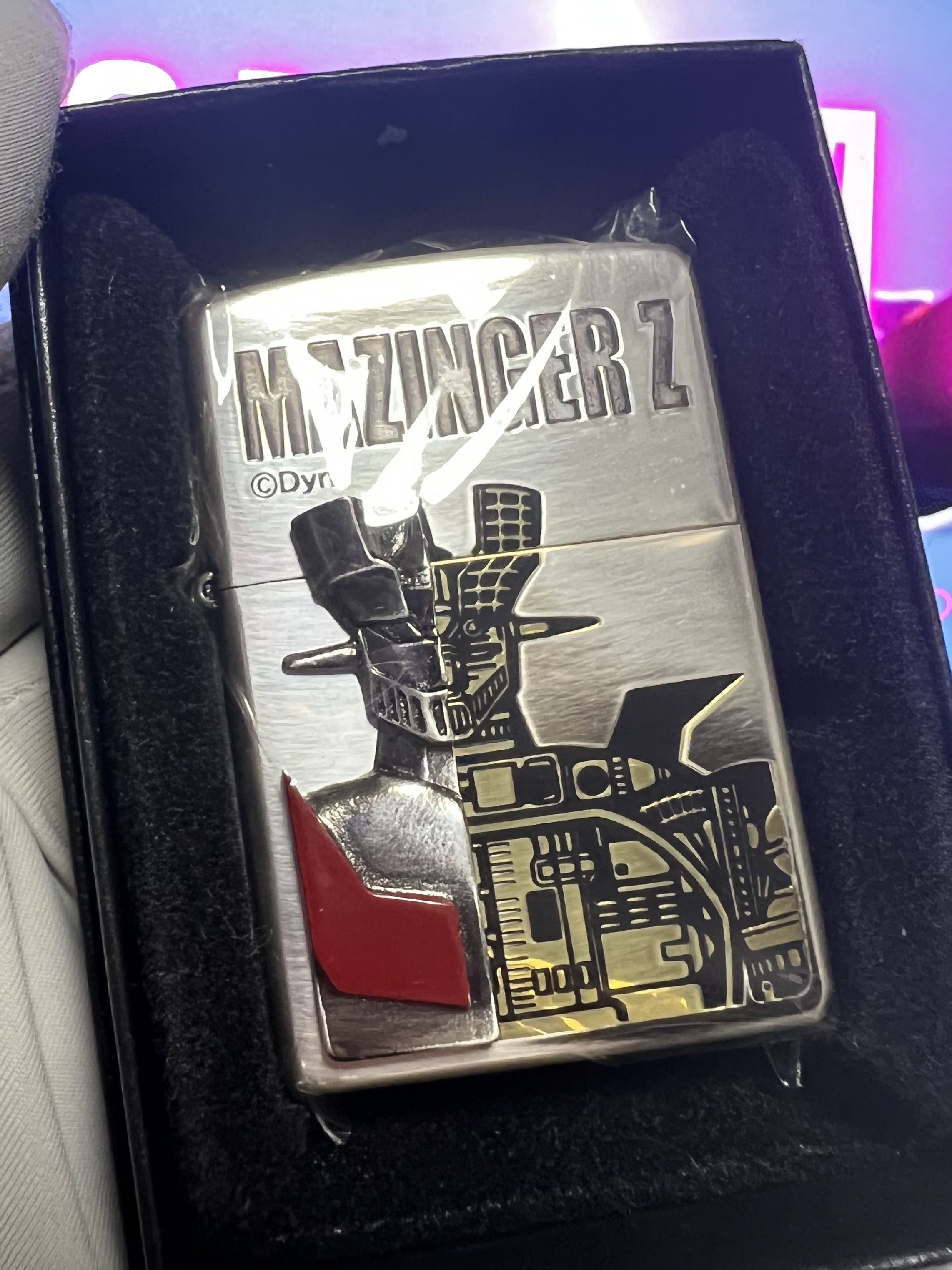 ZIPPO 06年日版《鐵甲萬能俠》 解體透明半身像勳章鍍金貼片勳銀 