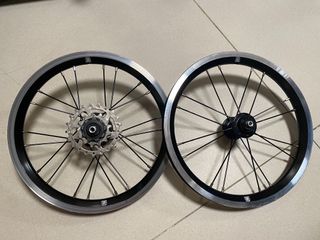 （分類：）位於 。 由 rabbitmf 提交（商品編號 1158824776，圖片 1）。簡介： 。