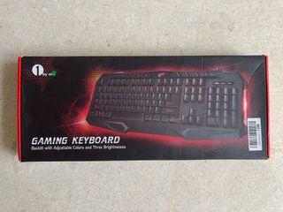 1byone Gaming Keyboard - Backlit with Adjustable Colours and Three Brightness
