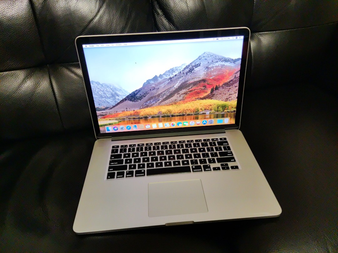 Apple MacBook Pro Retina 15-inch i7 mid 2015 16GB RAM 1TB, 電腦