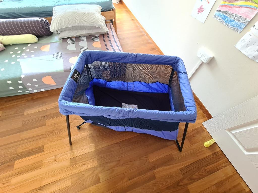 Baby bjorn travel crib blue new arrivals