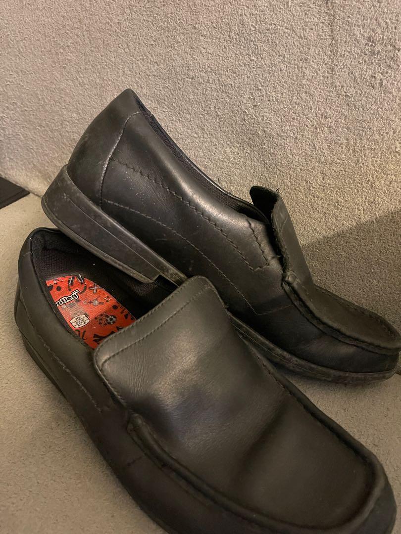 Clarks bootleg shoes store