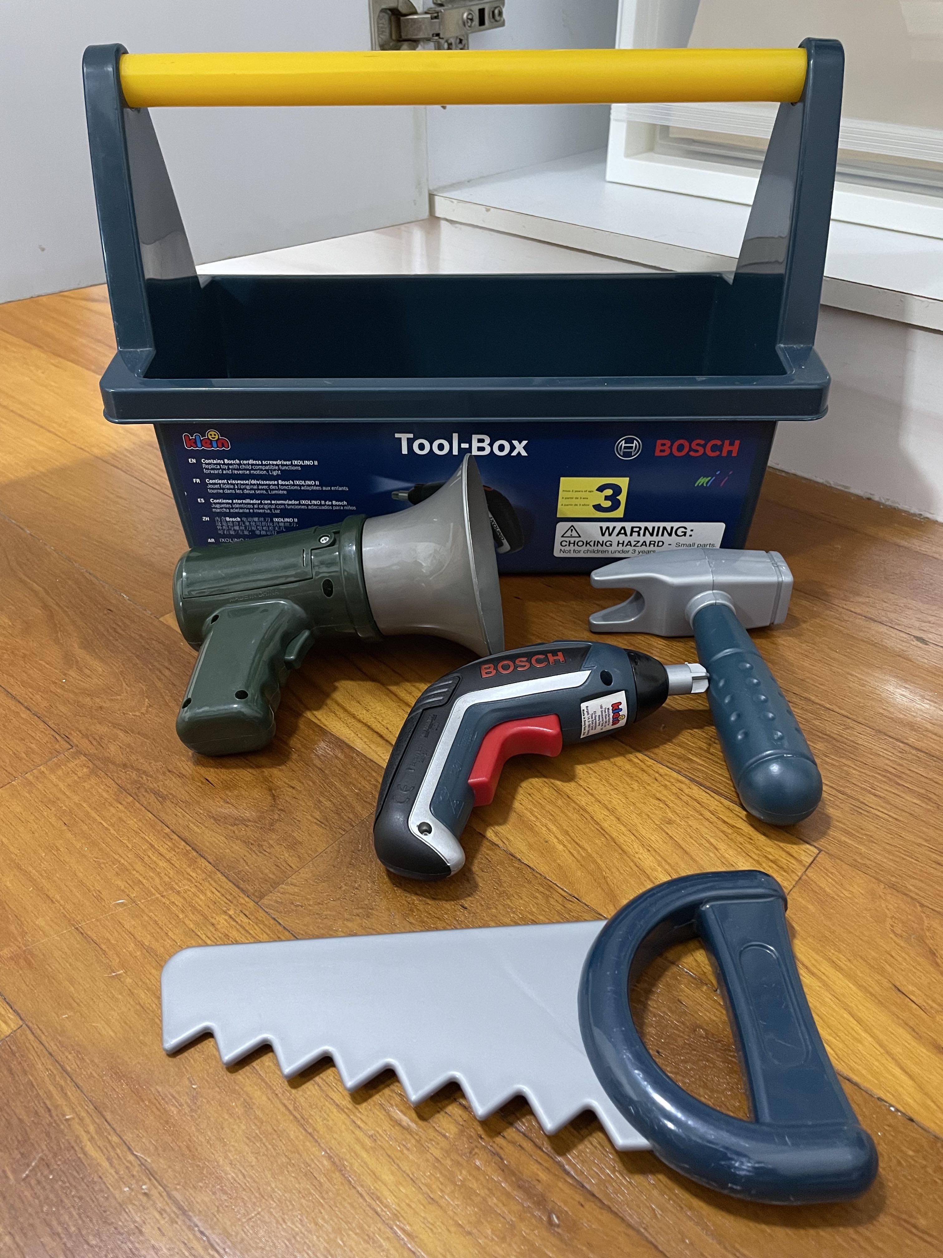 Bosch tool box set, Hobbies & Toys, Toys & Games on Carousell