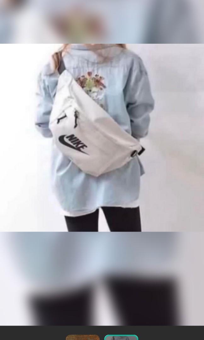 Brand New w tag Nike white bum bag Men s Fashion Bags Sling Bags on Carousell