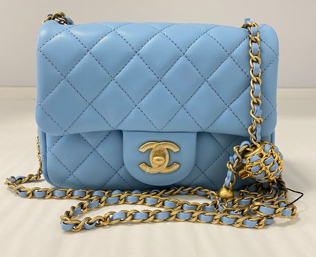 CHANEL Mini Flap Pearl Crush in Blue Lambskin with GHW, Luxury, Bags &  Wallets on Carousell