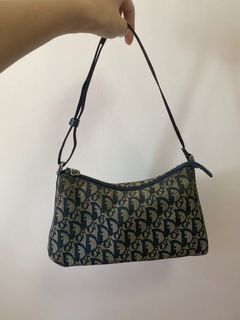 （分類：）位於 。 由 heloise_ 提交（商品編號 1158758957，圖片 1）。簡介： 。