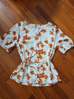 (Category: ) located in . Submitted by happycloud99 (Listing ID 1158744262, Image 1). Description: .