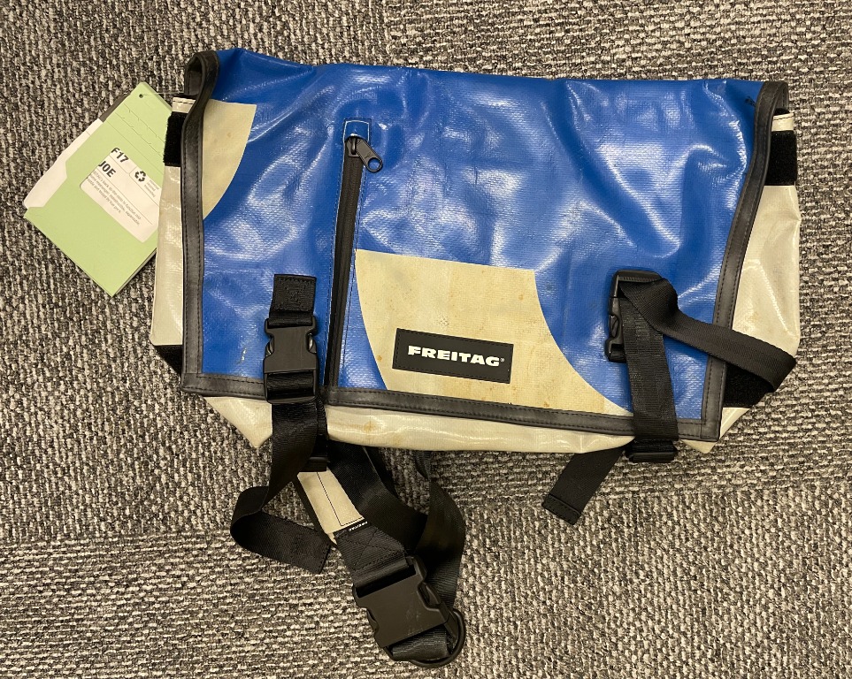 FREITAG F17 Joe 潮人專屬環保包, 男裝, 袋, 腰袋、手提袋、小袋