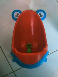Frog Potty training kids boy urinal