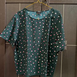 (Kategori: ) berada di . Dikirim oleh womeneedit (ID iklan 1158743573, Gambar 1). Deskripsi: .