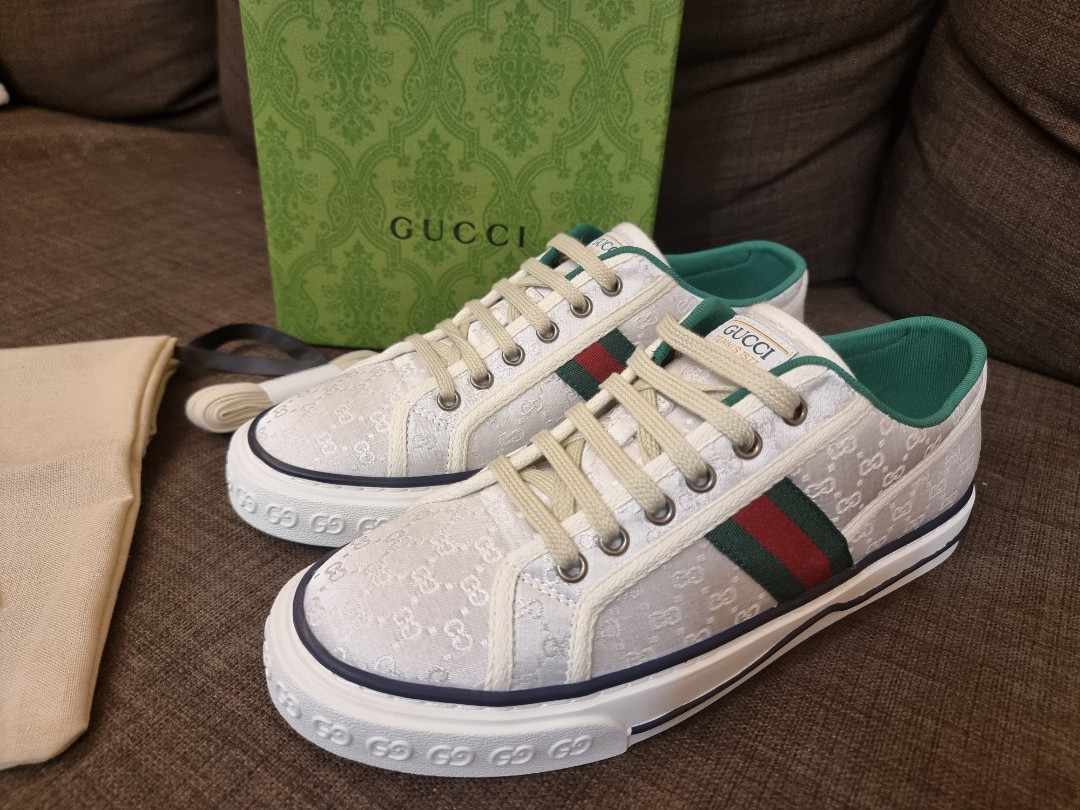 White gucci tennis best sale shoes