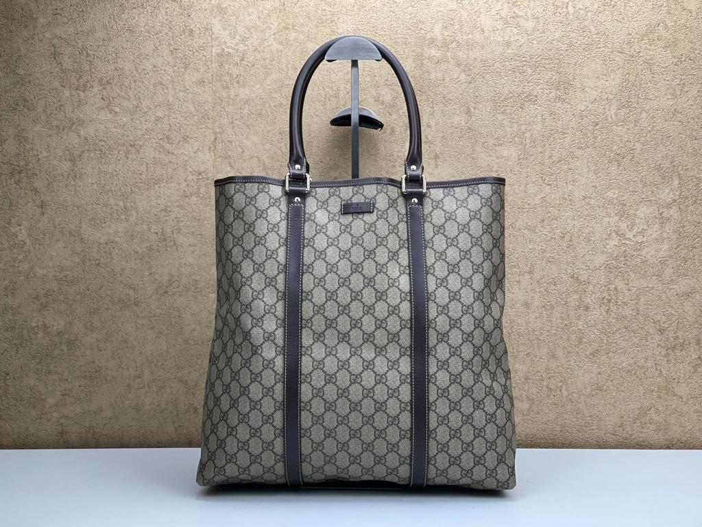 Gucci 223668 sales